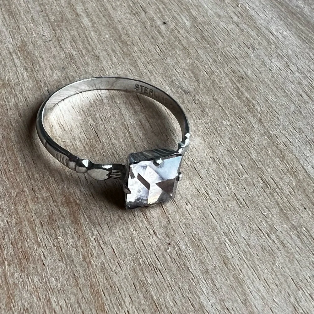 Vintage Kiddiegem Sterling silver rhinestone ring